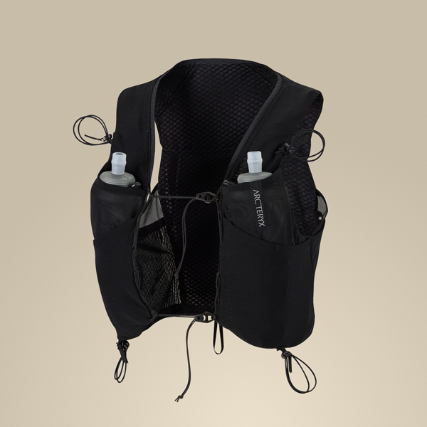 아크테릭스[ARCTERYX] FW25 노반 7 베스트 여성 / ABQFW06803 (당일발송)